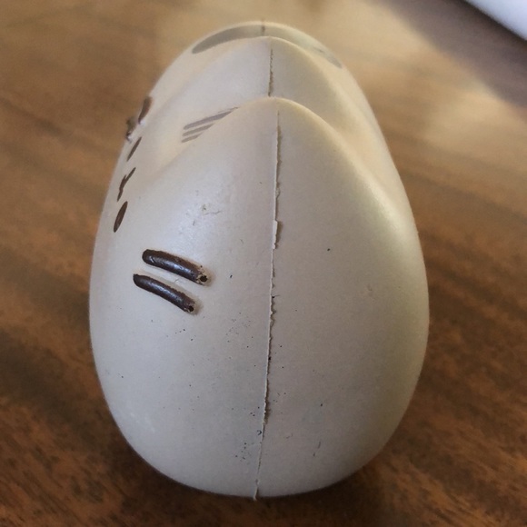 Collectible Pusheen Stress Ball Squishy - Picture 7 of 16